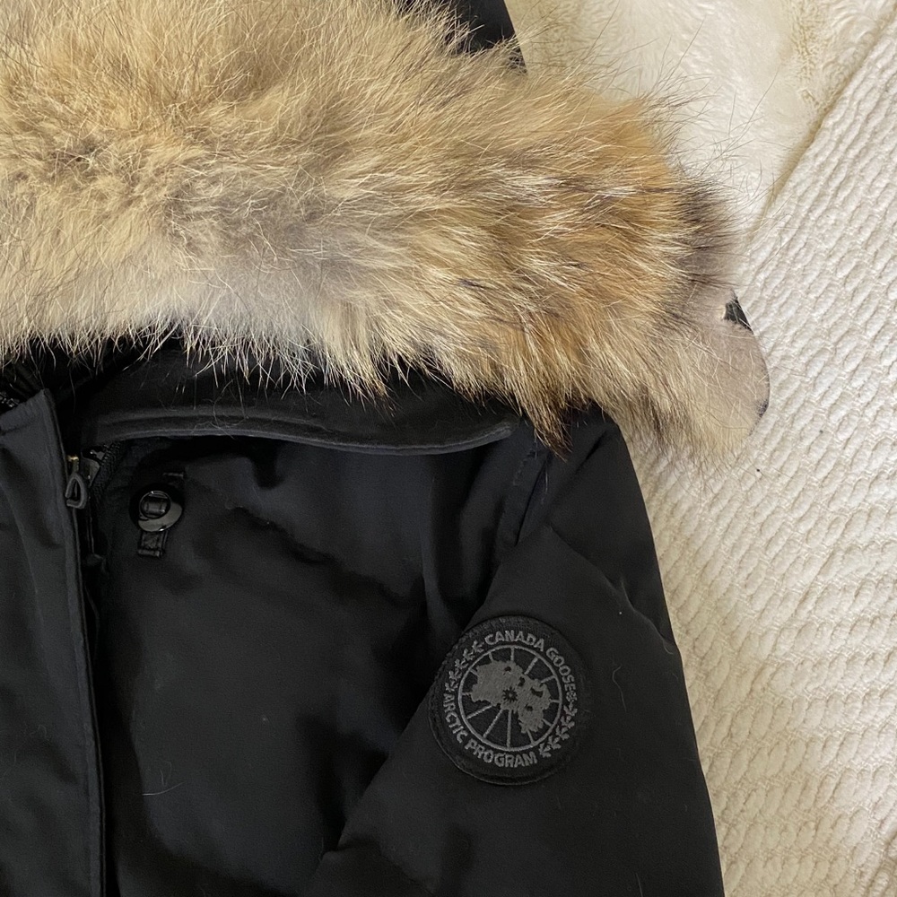 Womens Canada Goose parka black label